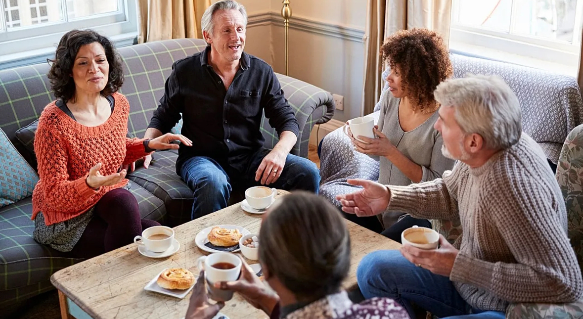 Studimi: Njerëzit që flasin më shumë se një gjuhë, plaken më ngadalë