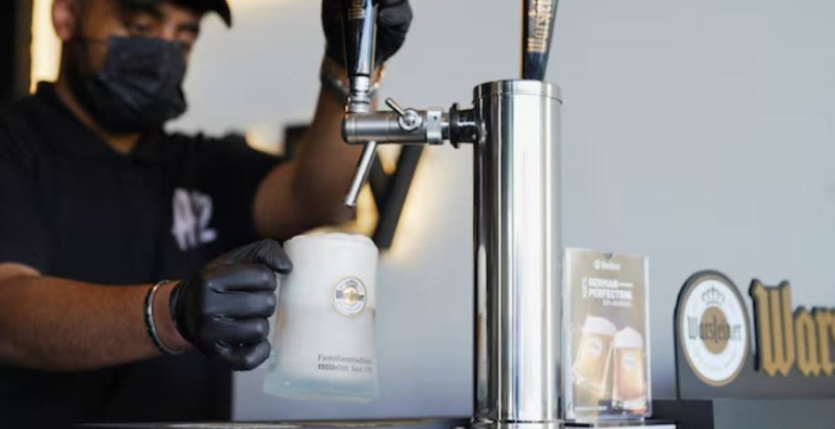 Arabia Saudite drejt ‘liberalizimit’, hapen dyqane të reja alkooli 