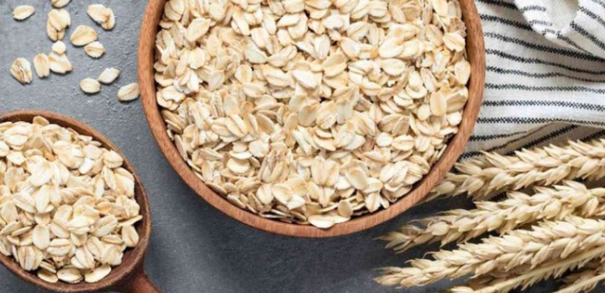 E thonë ekspertët: Pse duhet të hani tërshërë në darkë 