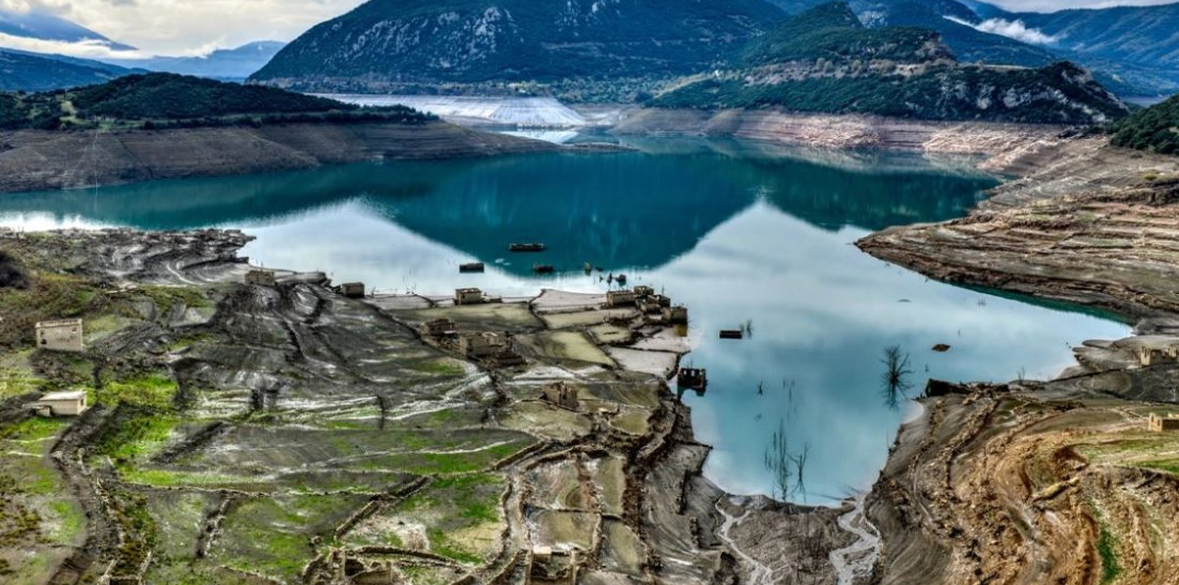 Athina po thahet për ujë, Greqia rrit nivelin e alarmit! Burimet bien me 30%, nëse nuk merren masa… 