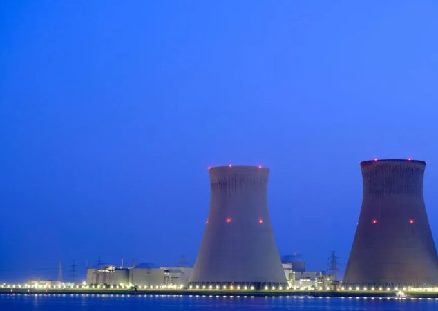 Belgjikë! Tre dronë fluturojnë mbi centralin bërthamor “Doel”