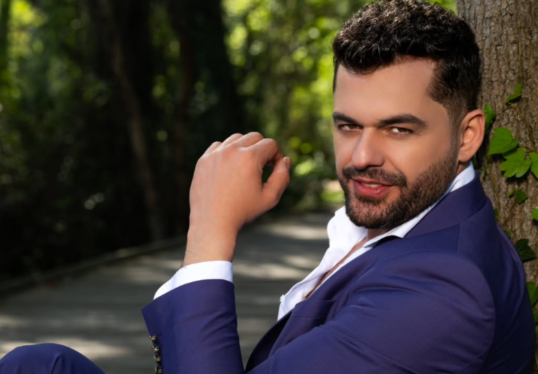 I jepet sot lamtumira këngëtarit të njohur Shpat Kasapi