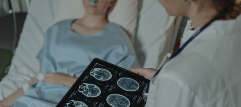 Të sëmurët me tumor ikin jashtë, numri i diagnozave në QSUT ra me 45% me 2024