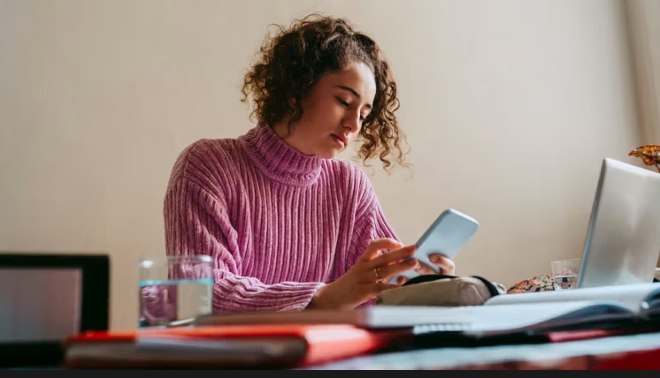 A po na shkatërron AI aftësitë e mendimit kritik?