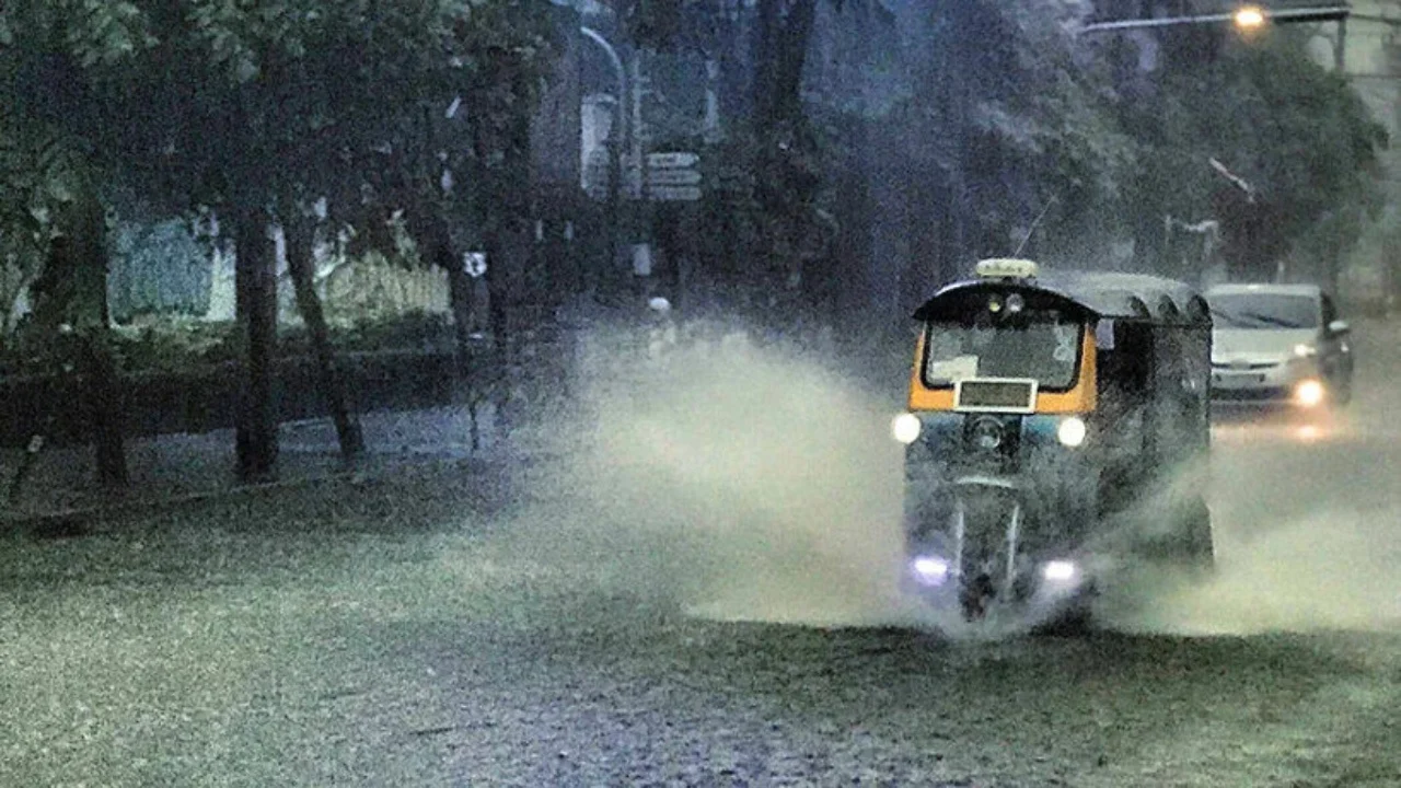 Reshje masive shiu “pushtojnë” Tajlandën