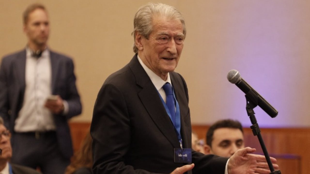 Sali Berisha zgjidhet zv.president i CDI, post drejtues edhe për Viktor Orban