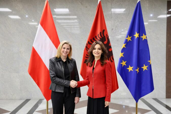 Spiropali pret në Tiranë homologen austriake: Viena ofron mbështetje parimore për integrimin europian të Shqipërisë