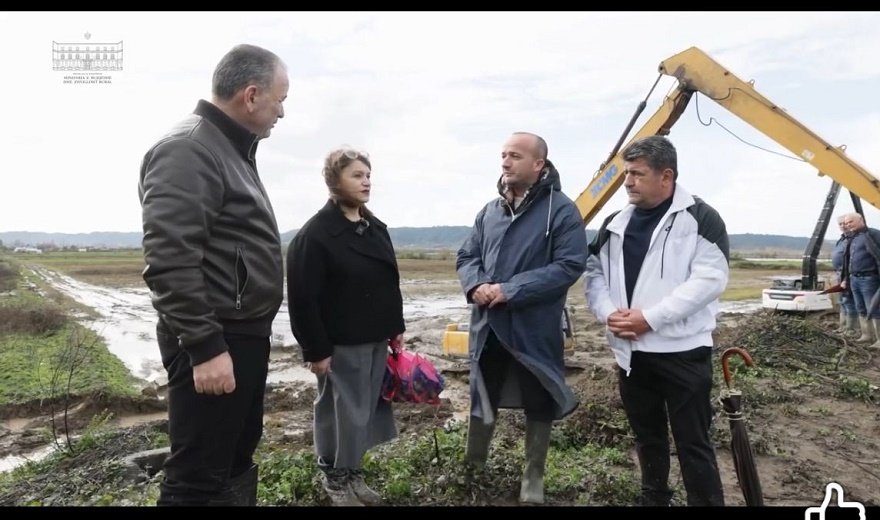 Ministria e Bujqësisë dhe Zhvillimit Rural në terren, ndërhyrje në argjinaturën e lumit Drojë