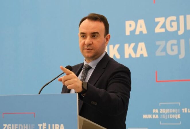 Balliu: Koçiu mohon atentatet mafioze, shoferi i bandës që mbeti i plagosur punonjës i saj