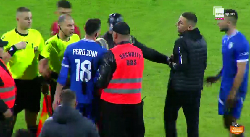 Tension pas fitores së Partizanit në Durrës