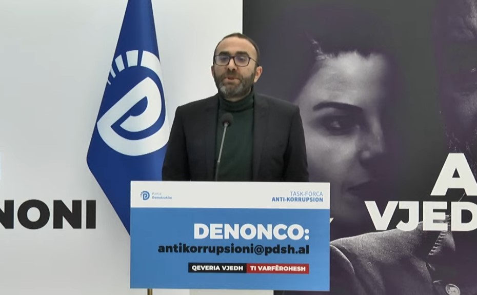 “E ka ulur në gjunjë dhe e shantazhon”/ Balluku e pezulluar nga detyra, Bardhi: Duhet të shkarkohet, fati i saj i përcaktuar!