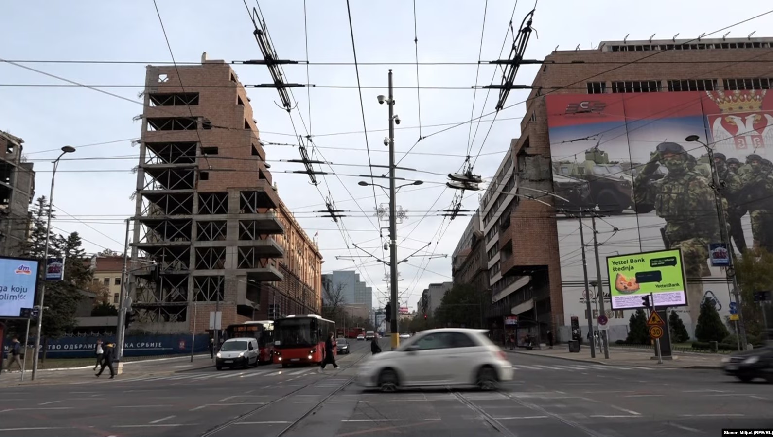 Kuvendi i Serbisë miraton ndërtimin e hotelit të Jared Kushner në ish-godinën e Shtabit të Përgjithshëm në Beograd