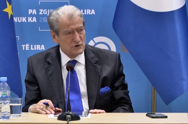 Berisha në Kryesinë e PD: Do hapim partinë, të përqendrohemi te ripërtëritja dhe të rinjtë! 