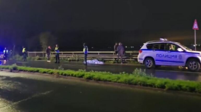 Bullgari! 6 emigrantë humbin jetën pas ndjekjes policore, makina bie në liqen