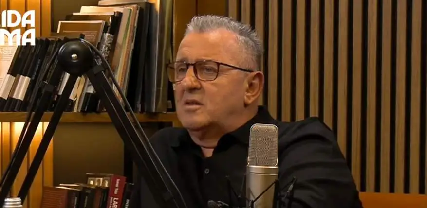 “Doja të vdisja”/ Agron Llakaj rrëfen betejën e dhimbjes pas humbjes së gruas: E përcollëm si nuse të bukur