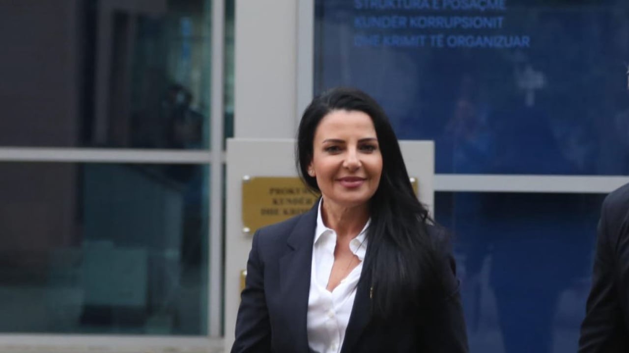 Zëvendësuesi i Ballukut? Analisti tregon emrin e anëtares së kabinetit që mund ta pasojë në detyrë