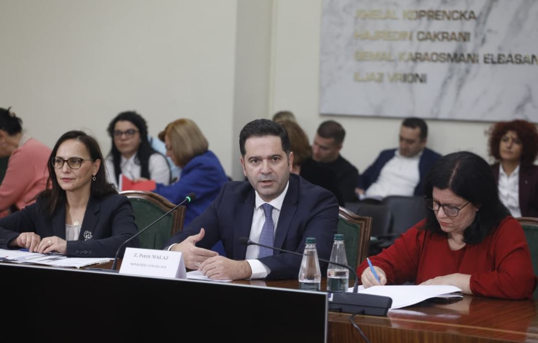 Ministri i Financave për projektbuxhetin 2026: Në fokus do jenë reforma e pensioneve, pagave, mirëqenia sociale dhe përmirësimi fiskal për integrimin në BE