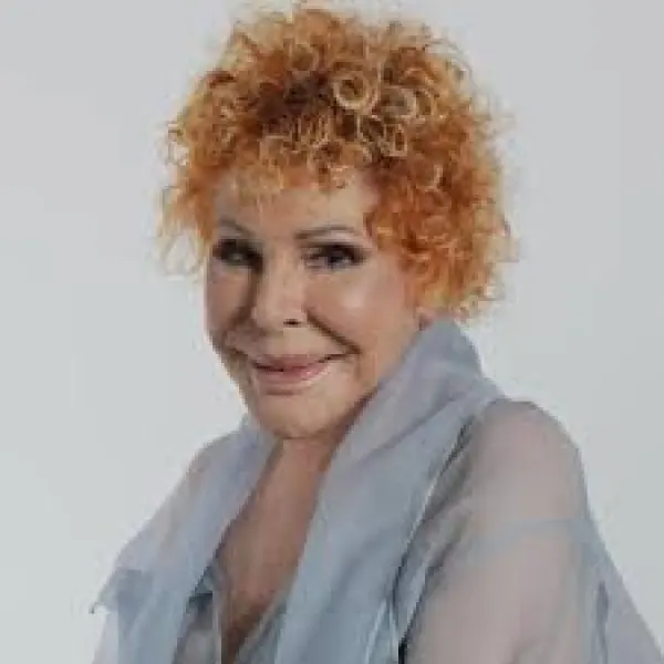 Ornella Vanoni, ikona e muzikës italiane, ndahet nga jeta në moshën 91-vjeçare