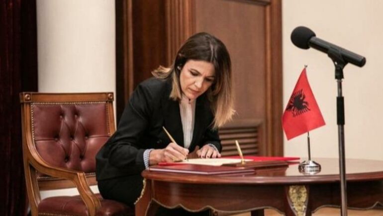 Fiona Papajorgji zgjidhet kryetare e Gjykatës Kushtetuese