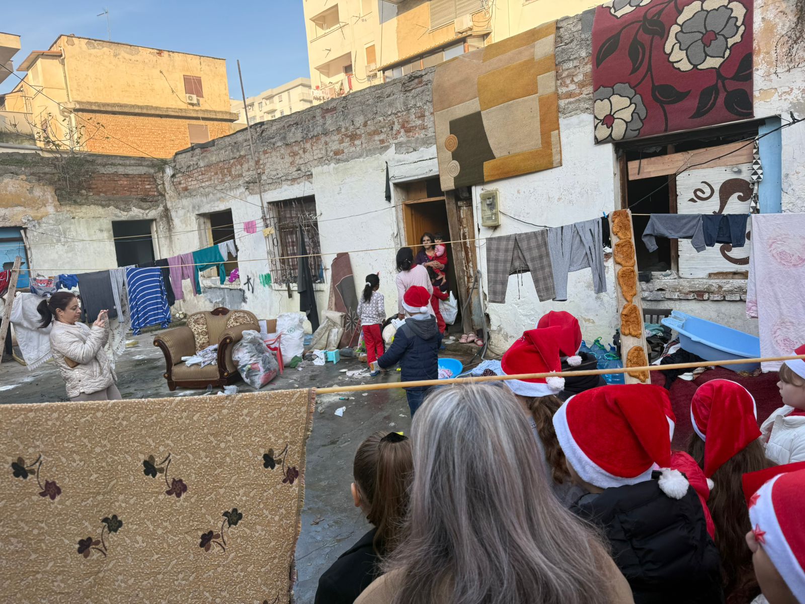 Durrës/ Kur zemrat e vogla bëjnë vepra të mëdha (VIDEO)