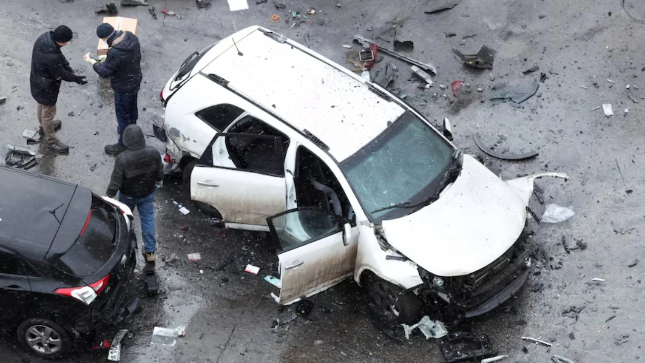 Shpërthim me makinë në Moskë, tre të vdekur, mes tyre dy oficerë policie