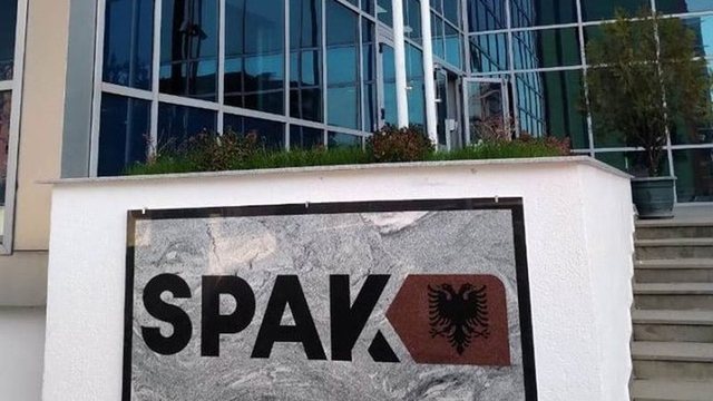 Detaje nga operacioni i SPAK/ Karçanaj favorizoi kompanitë e Ermal Beqirit! Ja cilët janë dy tenderat më problematikë 