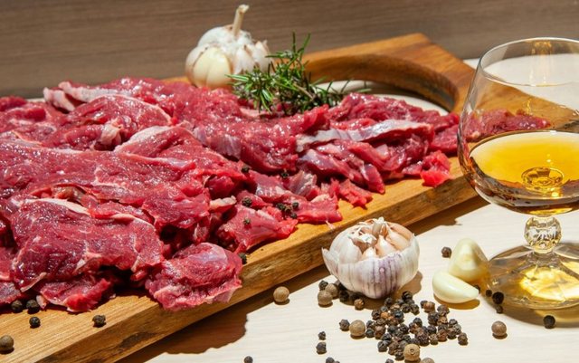 Studimi/ Marinimi i mishit zvogëlon rrezikun e kancerit