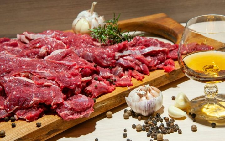 Studimi: Marinimi i mishit zvogëlon rrezikun e kancerit! Si duhet të veproni