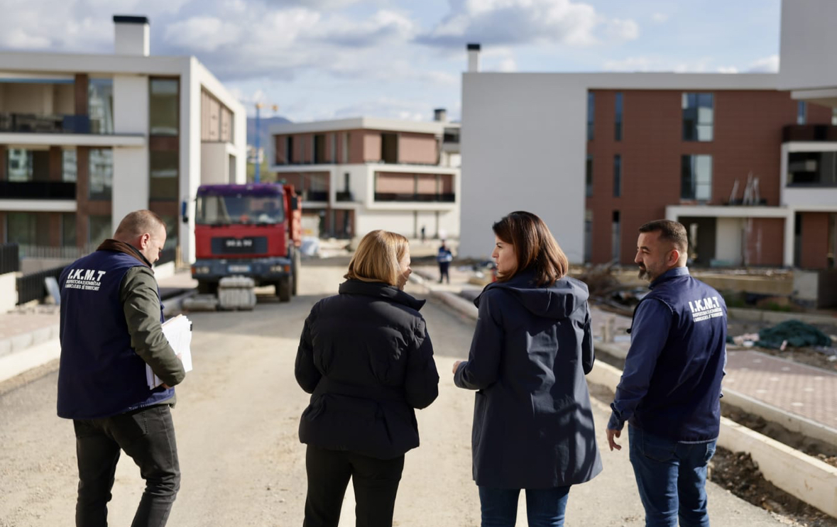 Koçiu inspekton Farkën: 4.500 m² ndërtime pa leje të konstatuara