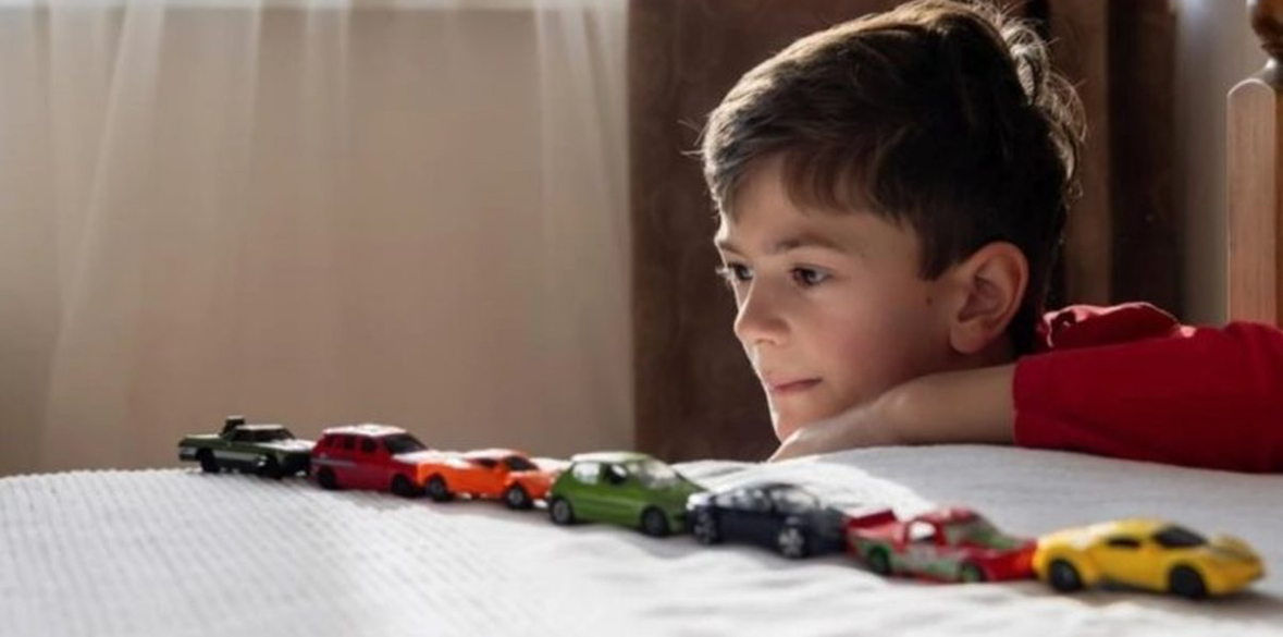 8 shenja të pazakonta të autizmit tek fëmijët, kur duhet &#8220;alarmuar&#8221;? 