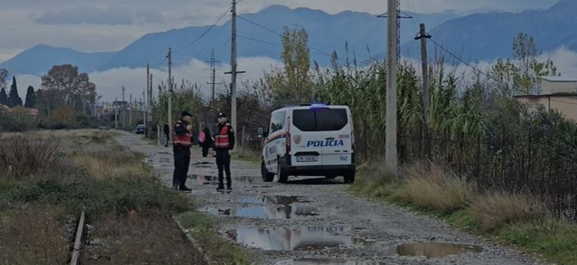 Kanosi 20-vjeçarin dhe qëlloi me armë në ajër, arrestohet i riu në Shkodër 
