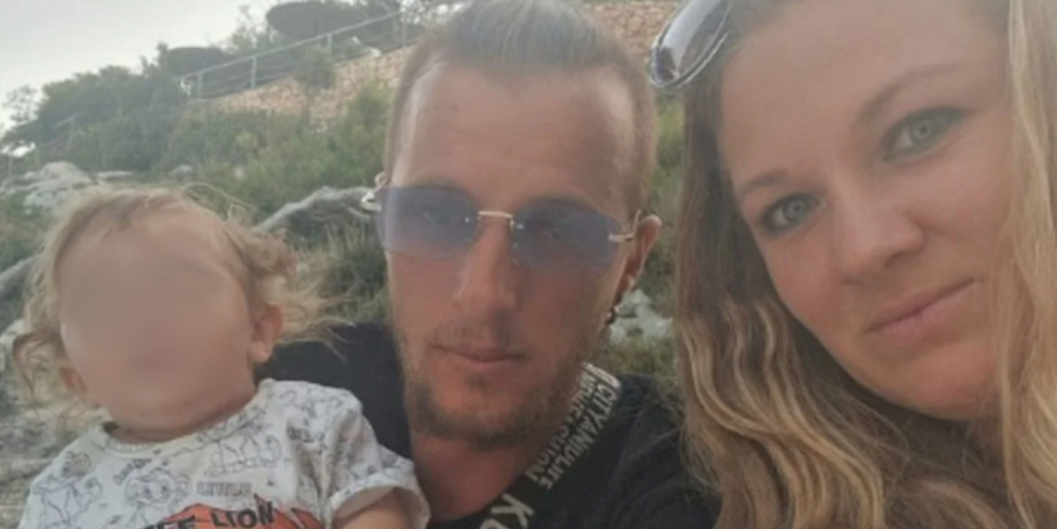 “Ndodhi për 30 sekonda”, flet nëna e dyvjeçarit shqiptar i cili u sulmua nga qeni 