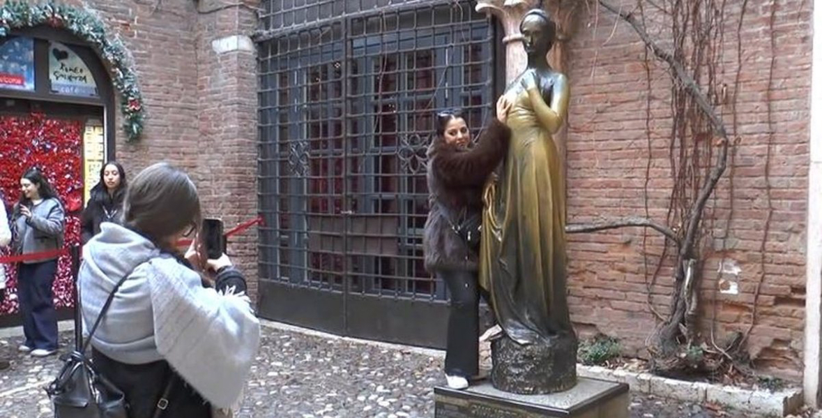 &#8220;Taksë dashurie&#8221; dhe rregulla të reja për ballkonin e Zhulietës në Verona 