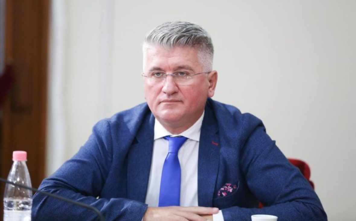 Gjekmarkaj dorëhiqet si nënkryetar i PD-së, kërkohet shkarkimi i Bardhit dhe i Nokës