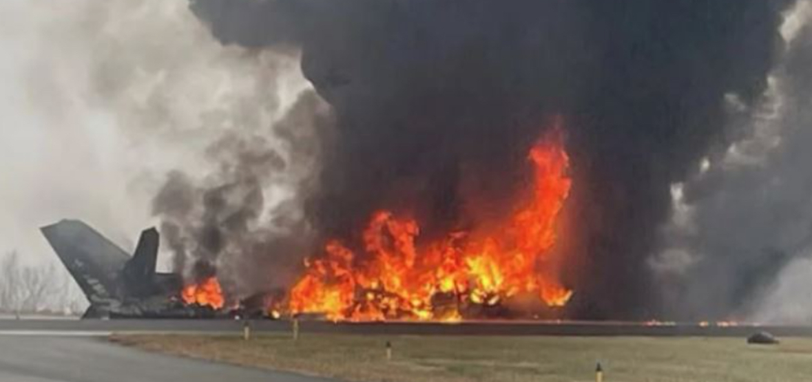 Aksident ajror në SHBA, avioni përlaset në pistë, raportohet për disa viktima 