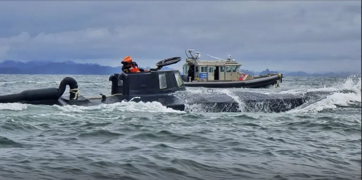 Marina sekuestron 27 tonë kokainë 