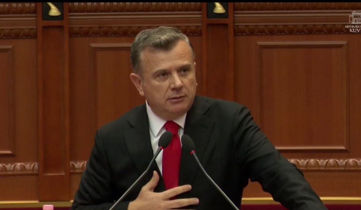Balla reagon pas protestës së PD-së: Sali, nuk e djeg dot më Shqipërinë