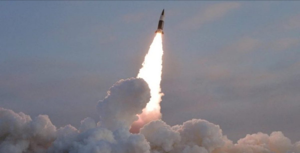 Kina ngarkon më shumë se 100 raketa të reja balistike, një sinjal i fortë në skenë globale të sigurisë 