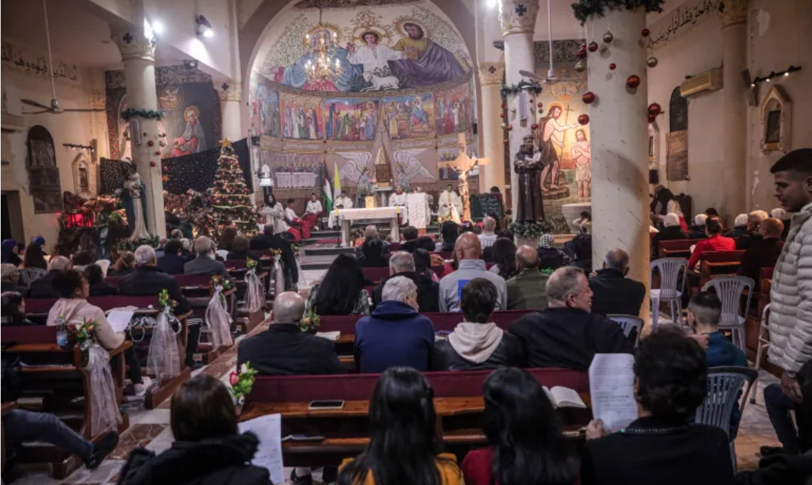 Krishtlindjet e para në Gaza pas dy vitesh, një histori shprese dhe mbijetese