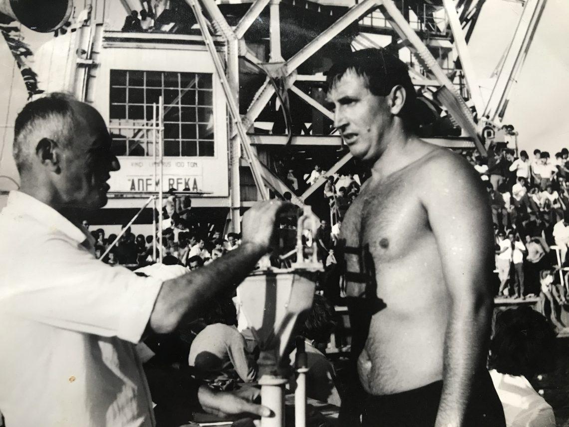 Niko Kurani, 20 vjet notar, 20 vjet trajner