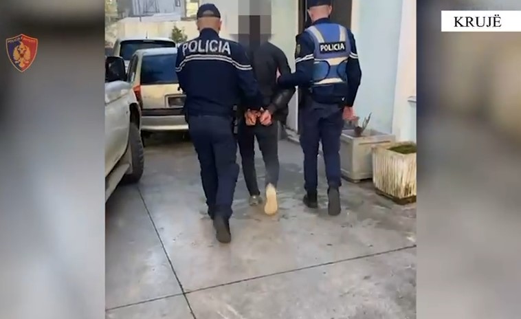 EMRI/ I dënuar me mbi 6 vite burgim për trafikim të lëndëve narkotike, arrestohet anëtari i grupit të strukturuar kriminal