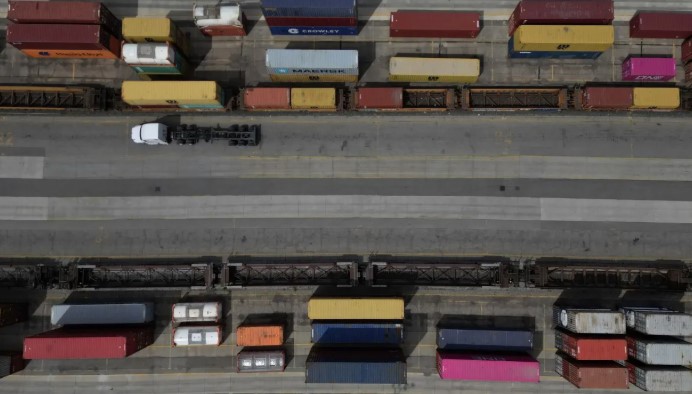 Meksika “ngre mur” ekonomik ndaj Kinës! Kongresi miraton tarifa deri në 50% për importet aziatike