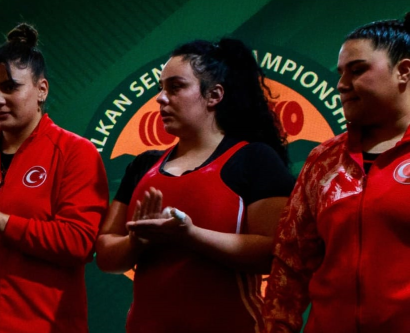 Peshëngritësja e Teutës, Arjeta Rade, fiton 3 medalje në Kampionatin Ballkanik