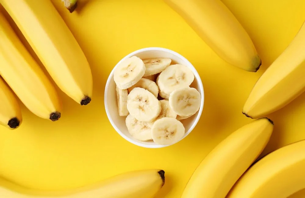 Nga bananet te kosi, lista me ushqimet e shëndetshme që treten lehtë dhe mbajnë trupin në formë
