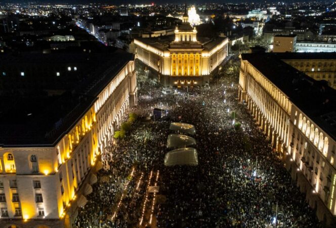 Çfarë i nxiti protestat më të mëdha në dekada në Bullgari?