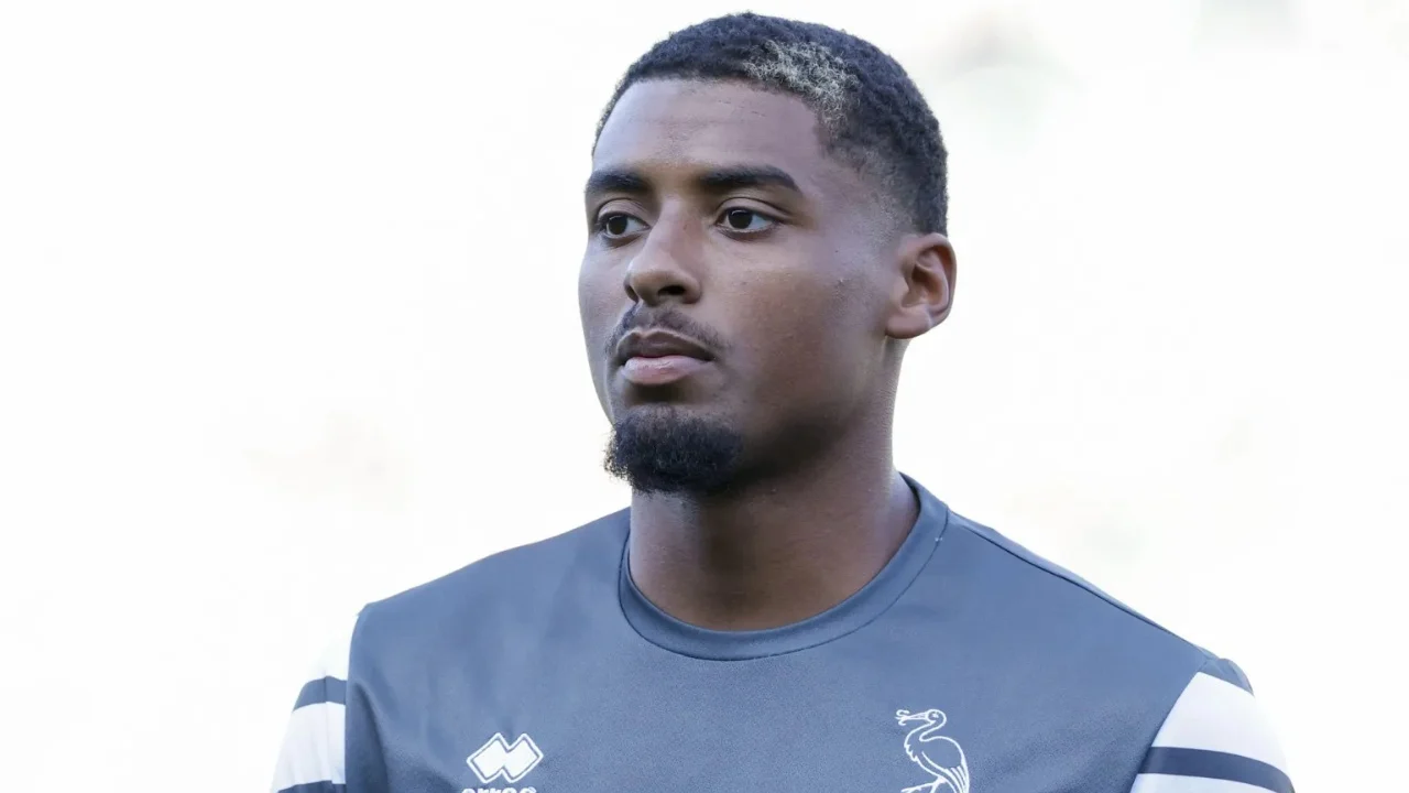 Dënohet me një vit burg mbrojtësi francez, përplasi një person me makinë