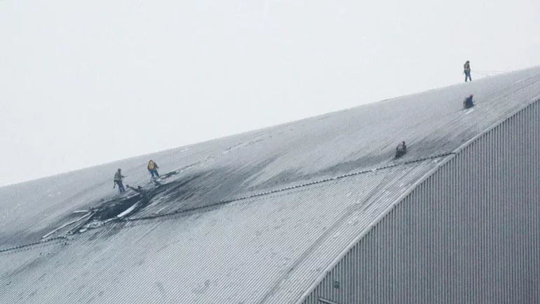 Dëmtohet mburoja mbrojtëse e centralit bërthamor të Çernobil