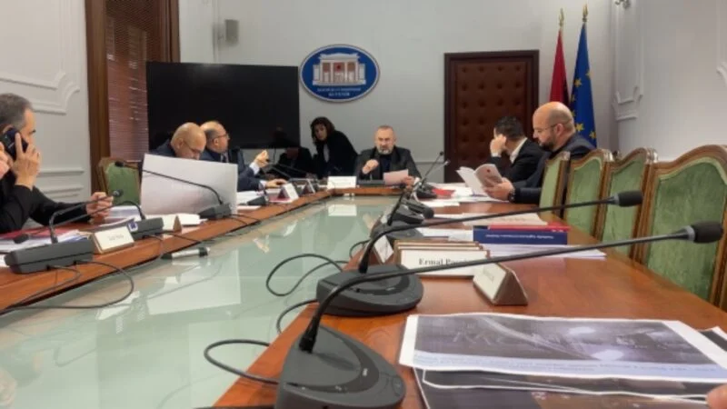 Incidentet në Kuvend, “Etika” përjashton me 30 ditë 6 deputetë të PD-së