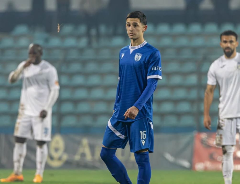 Momentet më interesante nga Teuta-Tirana, 12 minuta tension nga bardheblutë, debuton edhe një 17-vjeçar