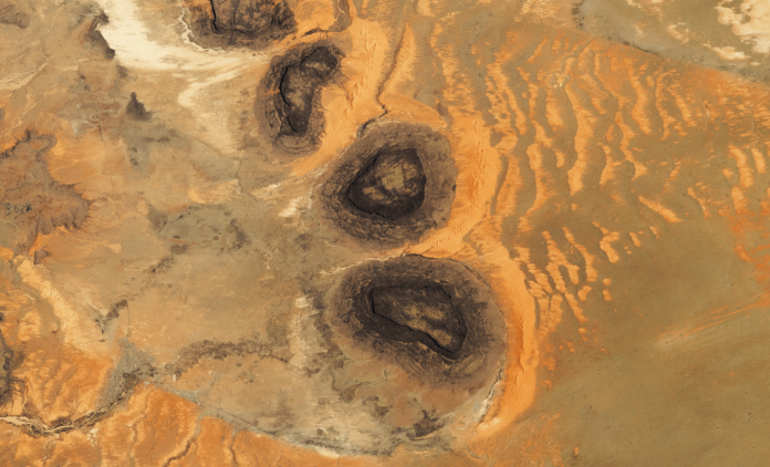 NASA kap një formacion të çuditshëm në Sahara, më i vjetër se dinozaurët